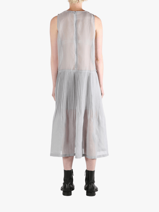 Gray skirt,full body view