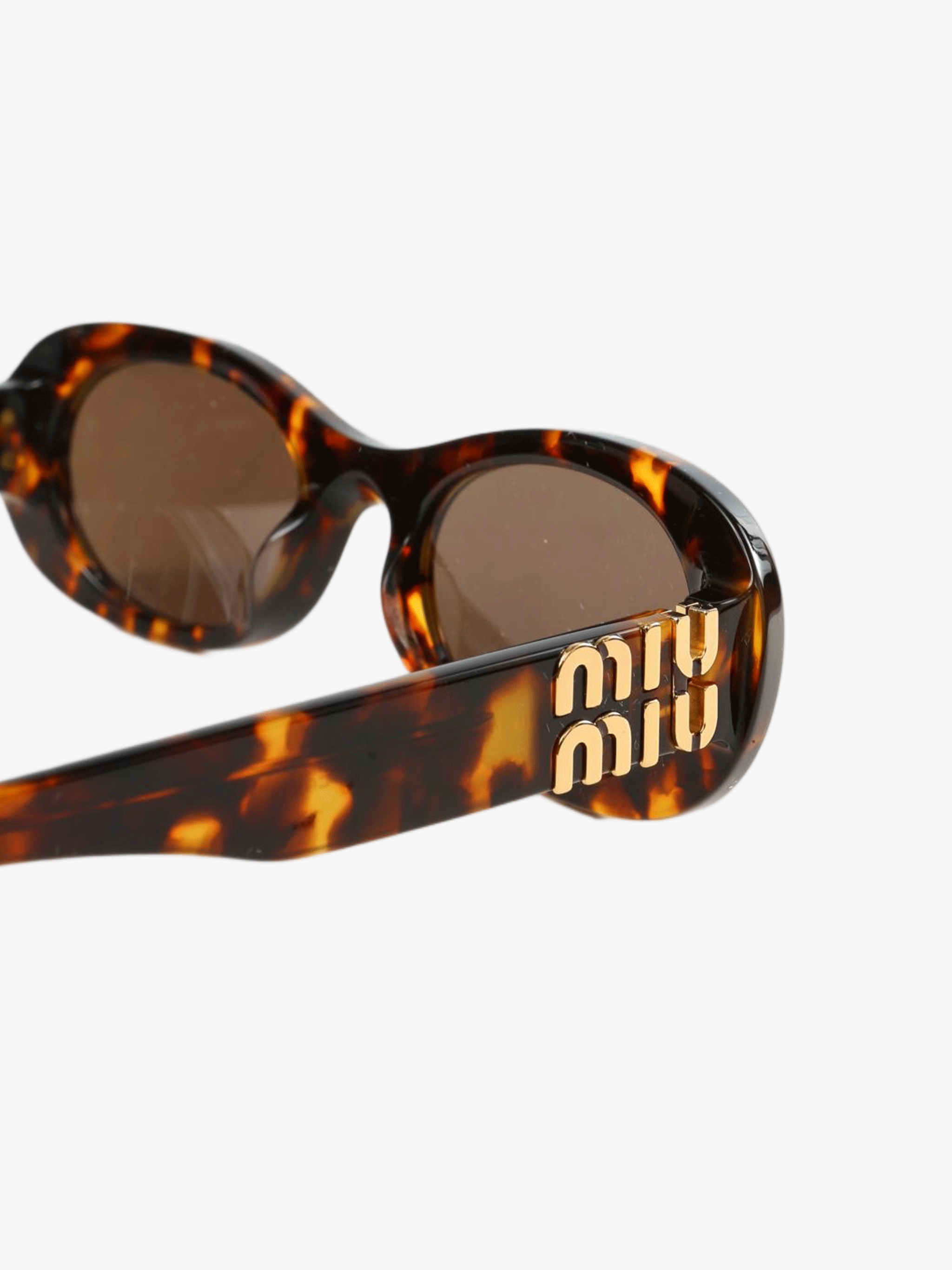 Brown sunglasses, back view
