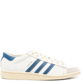 White shoes, front view