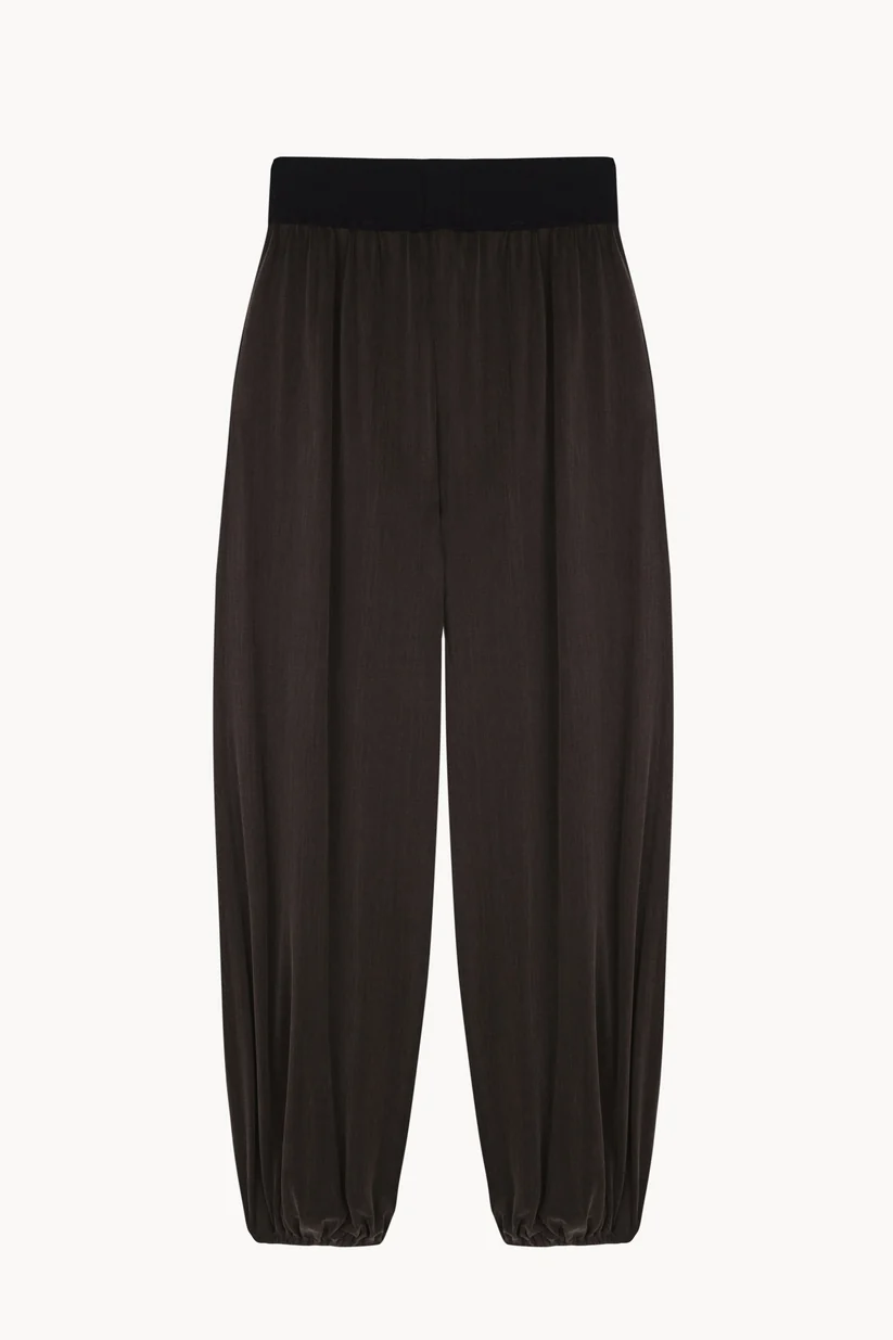 Brown pants, front view