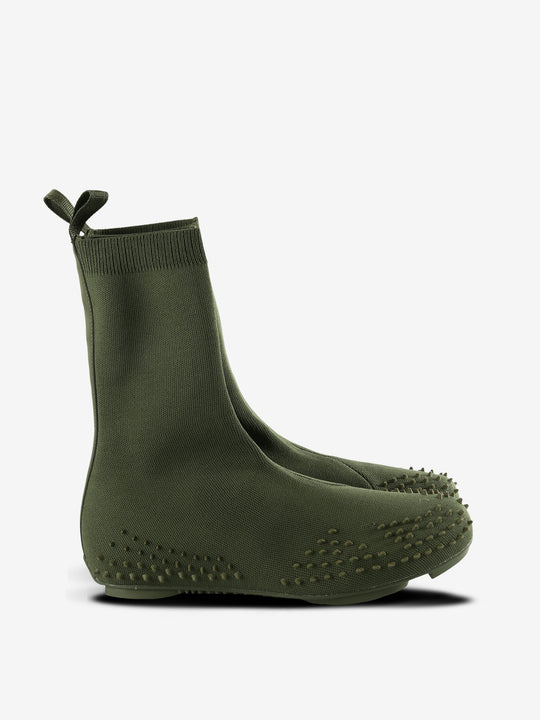 Green shoes,front view