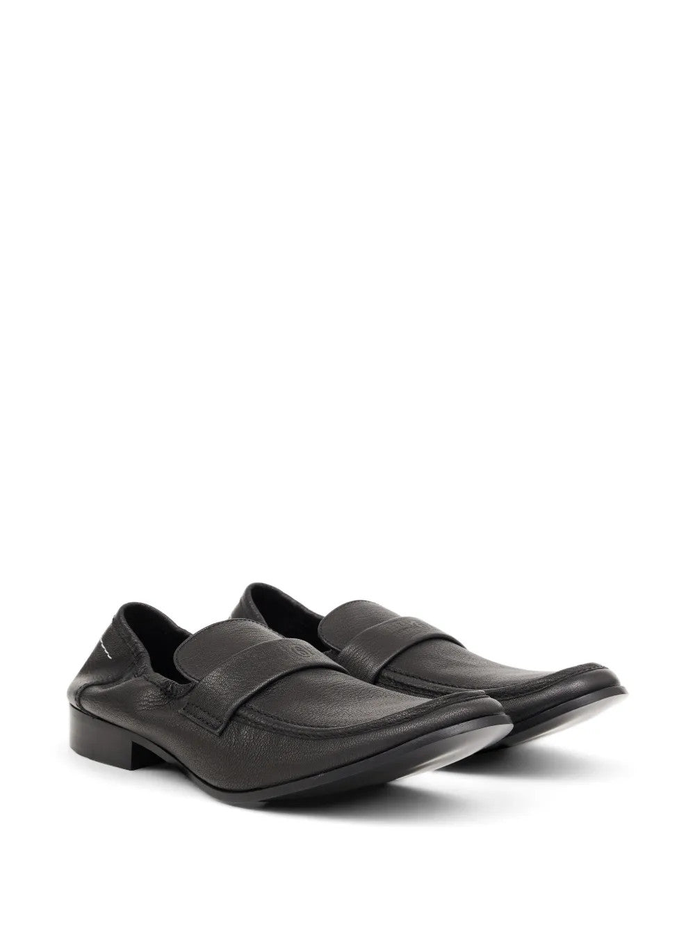 Black shoes, front view
