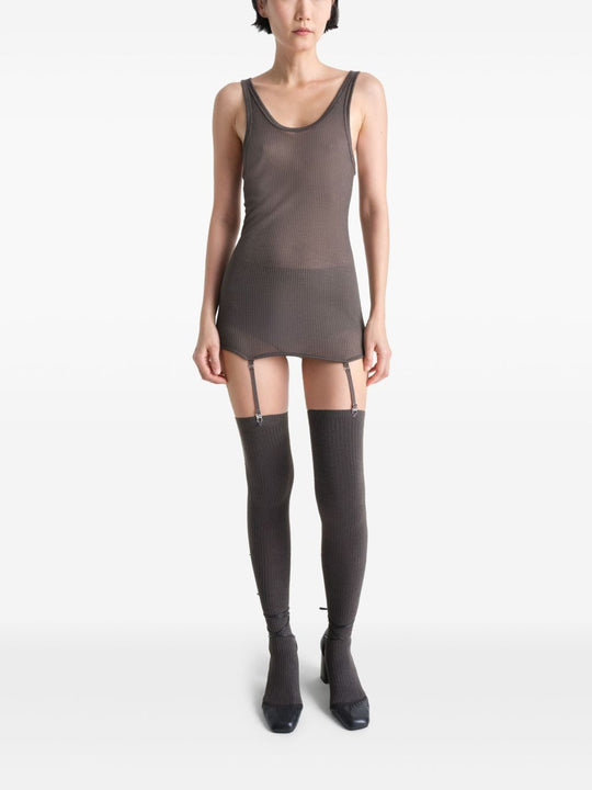 Brown top, full body view