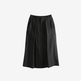 Black skirt,front view