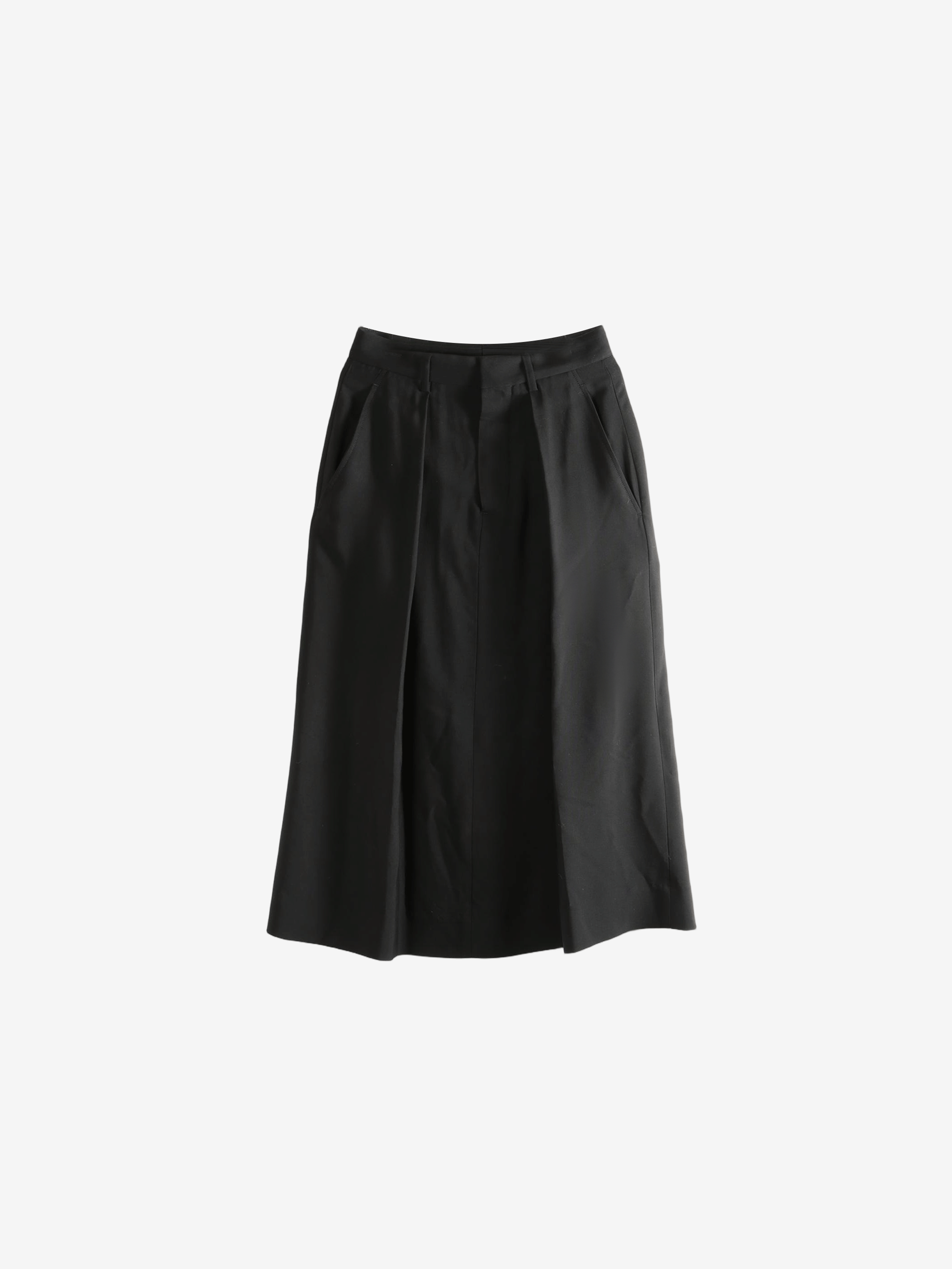 Black skirt,front view