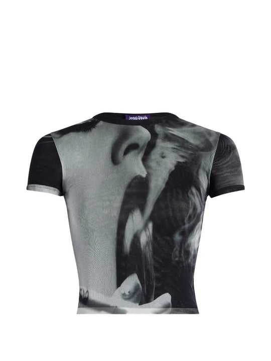 Black t-shirt, front view