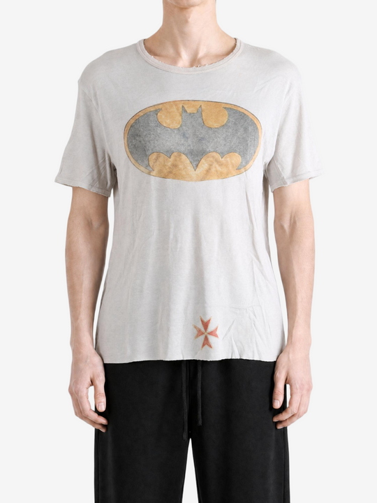 Tan t-shirt, full body view
