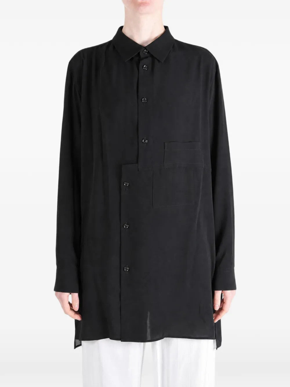 Black shirt, full body view