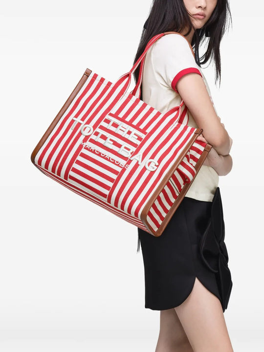 Red bag, side view
