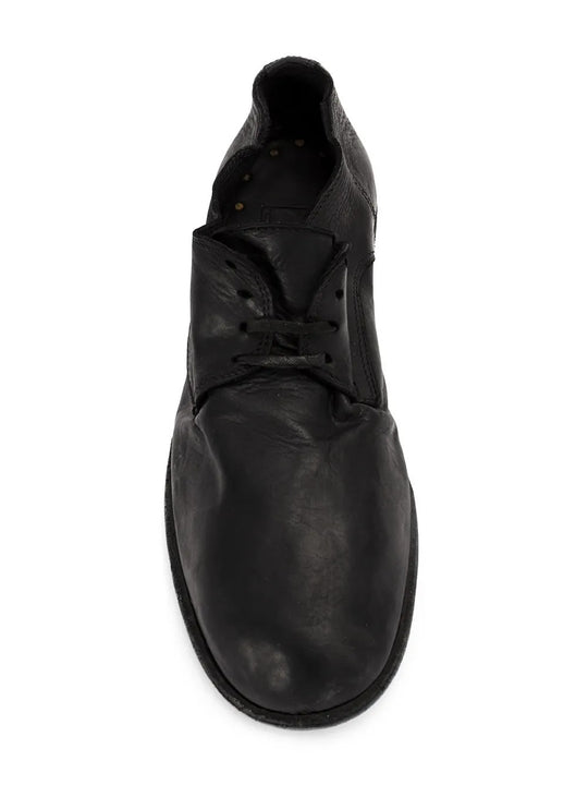 Black shoes, front view