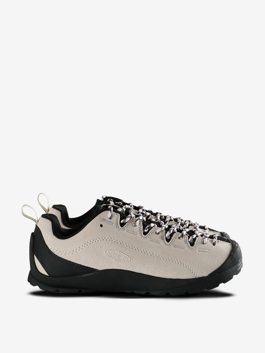 Tan sneakers,front view