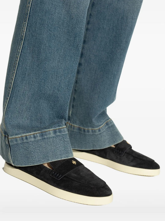 Blue shoes, front view