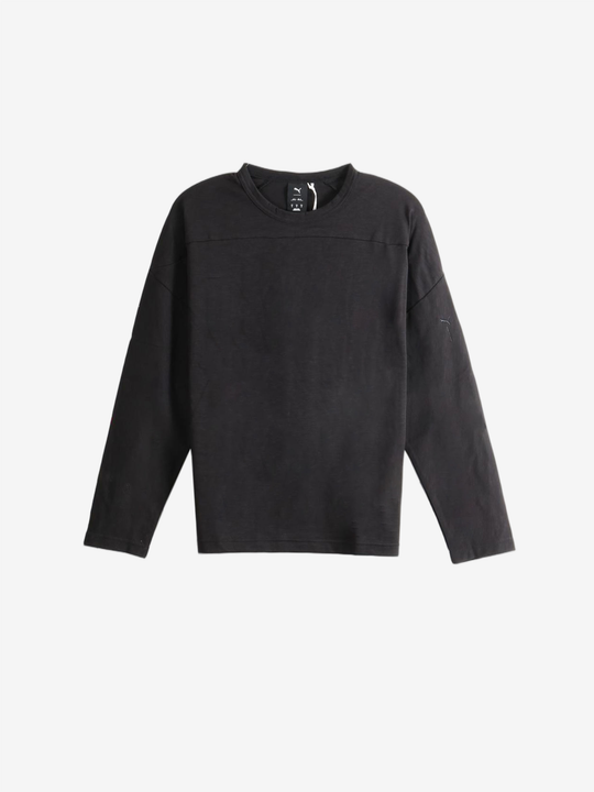 Black t-shirt, front view