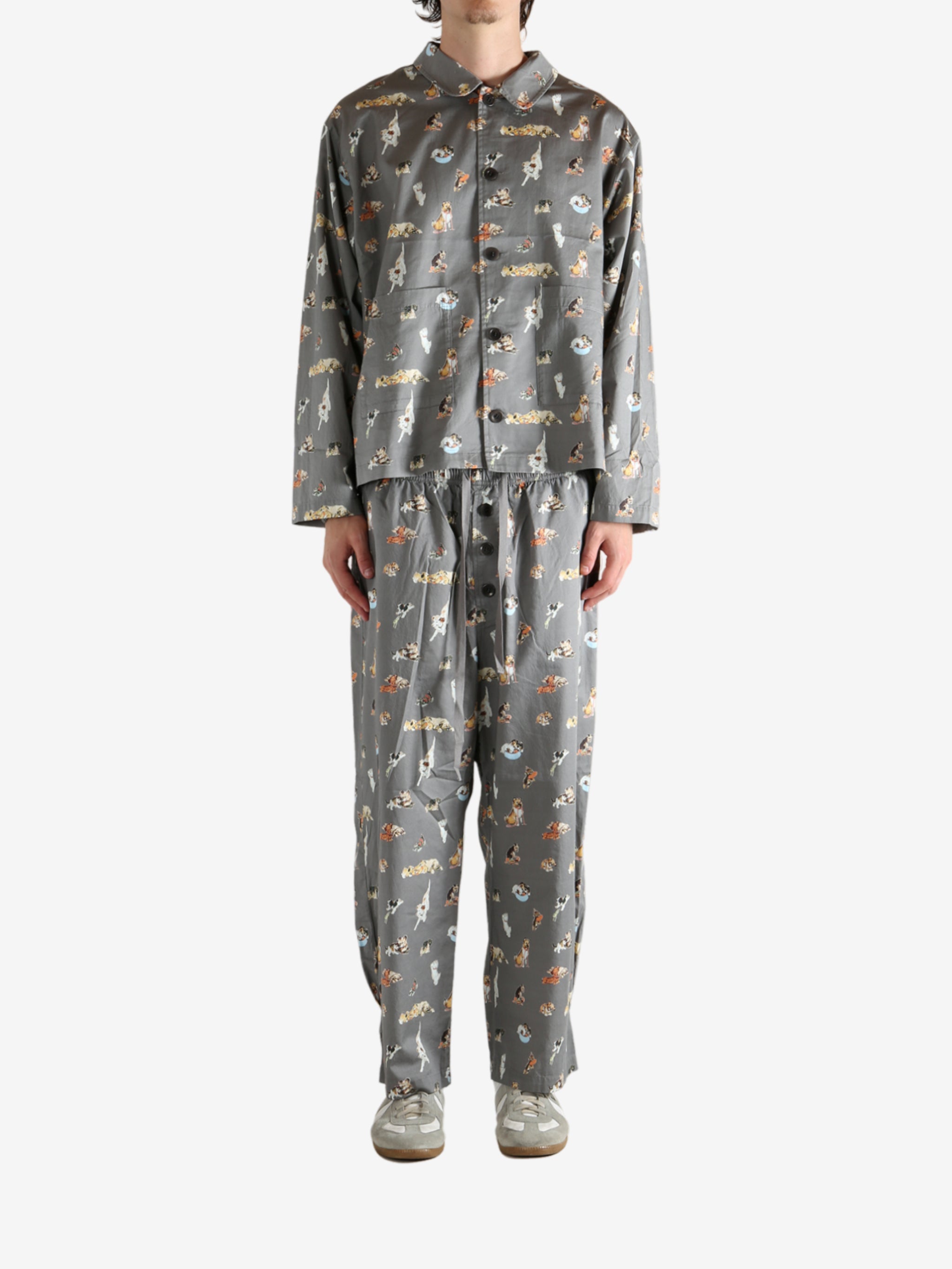 Grey pajama, full body view