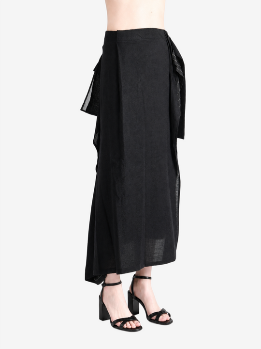 Black skirt, full body view