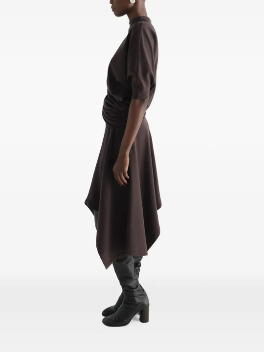 Brown dress, front view