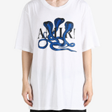 White t-shirt, full body view