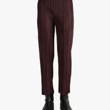 Brown pant worn by a person, showing the pant'fit