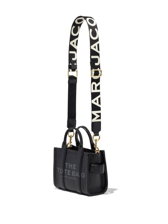 Black accessories, front view