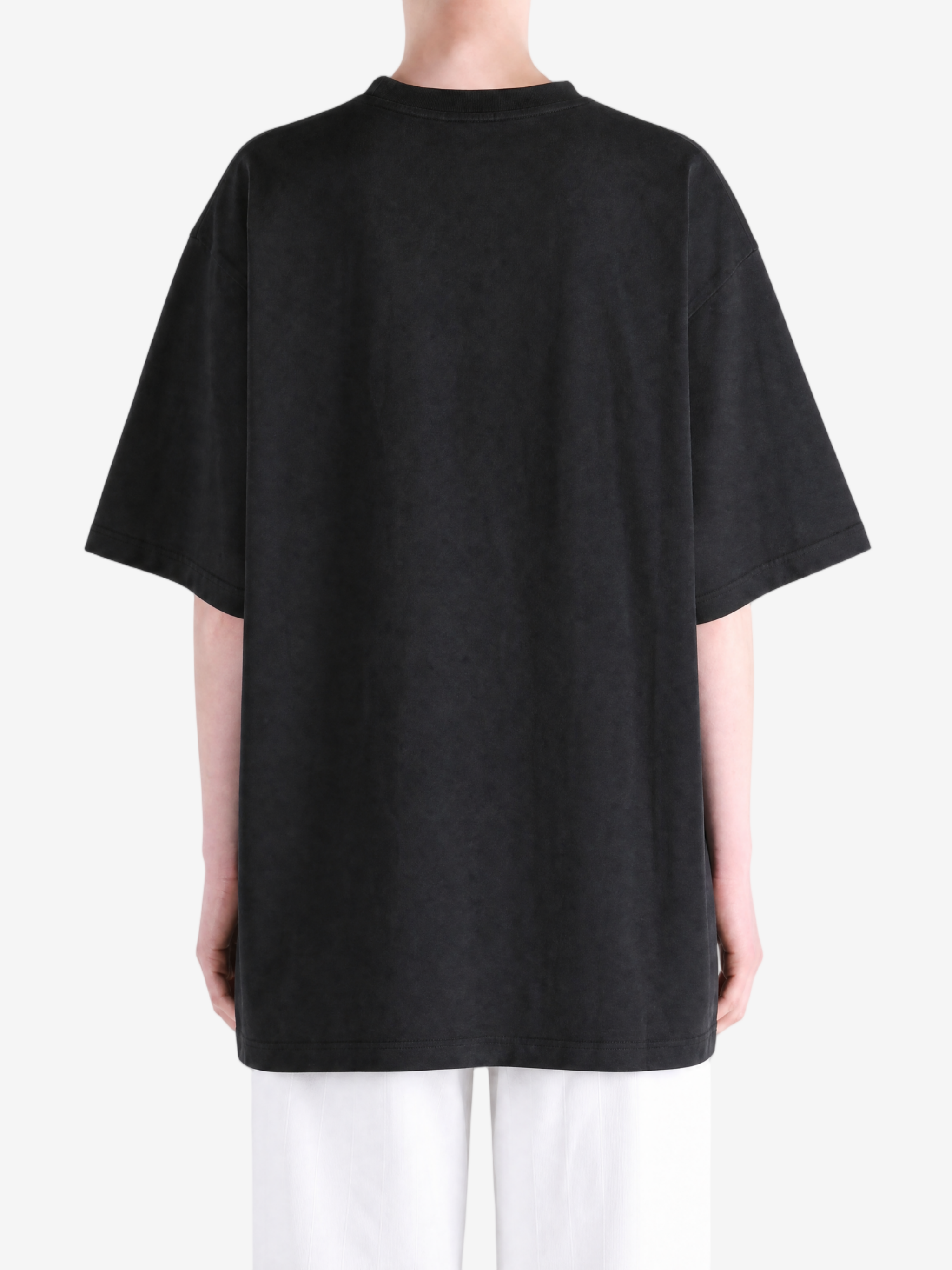 Black t-shirt, full body view