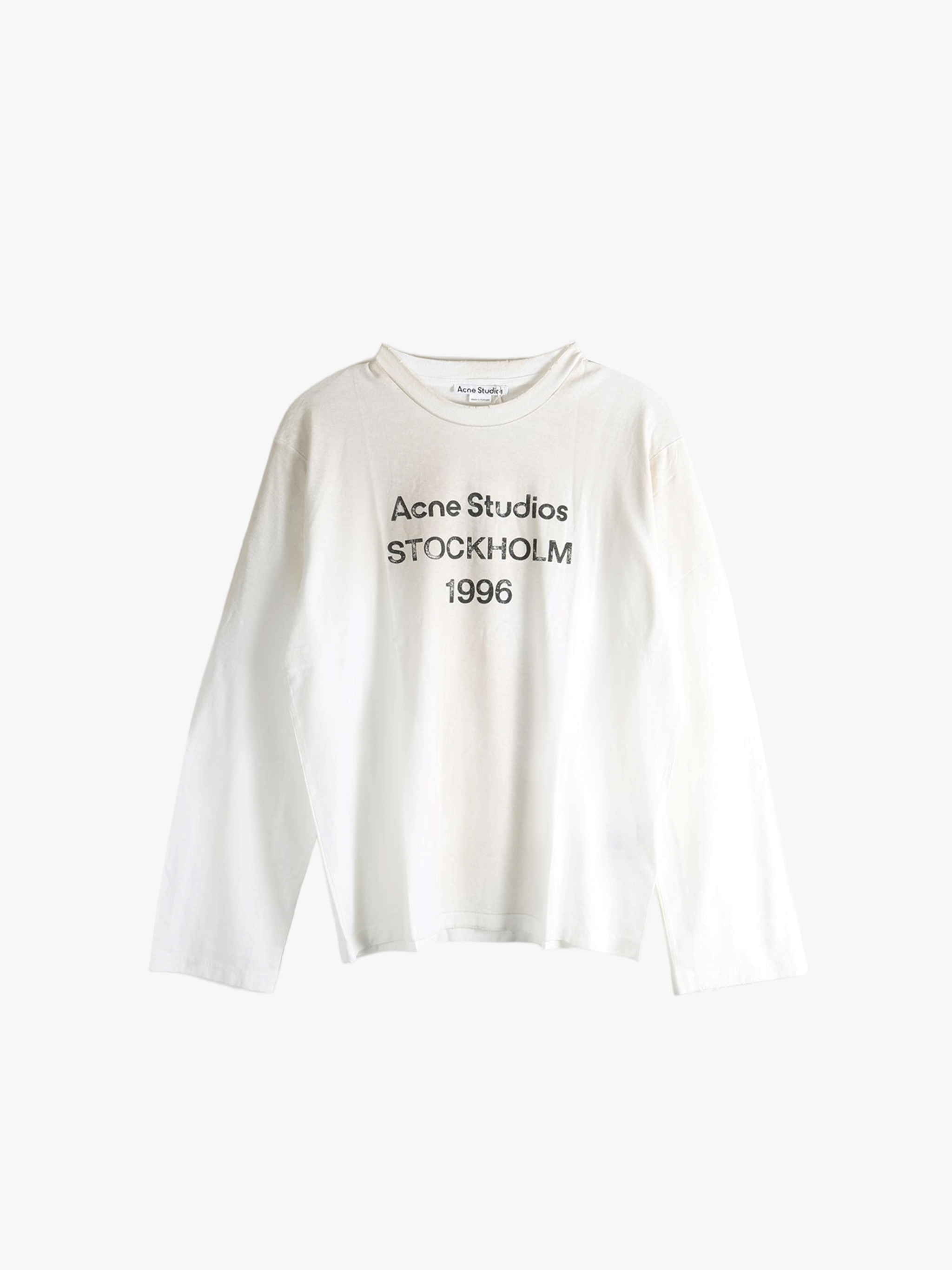 White t-shirt, front view