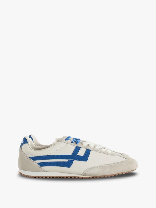 Tan shoes, front view