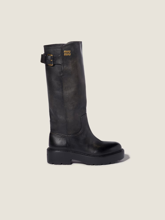 Black boots, front view