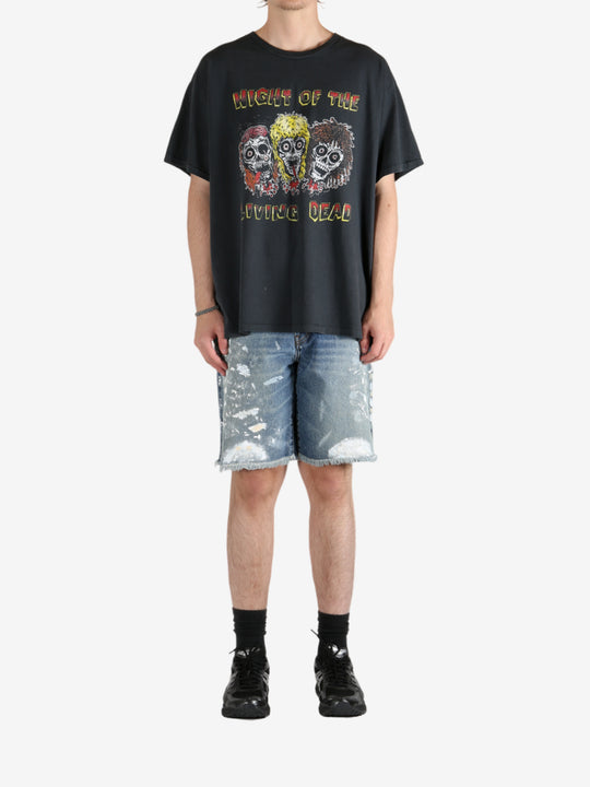 Black t-shirt, full body view