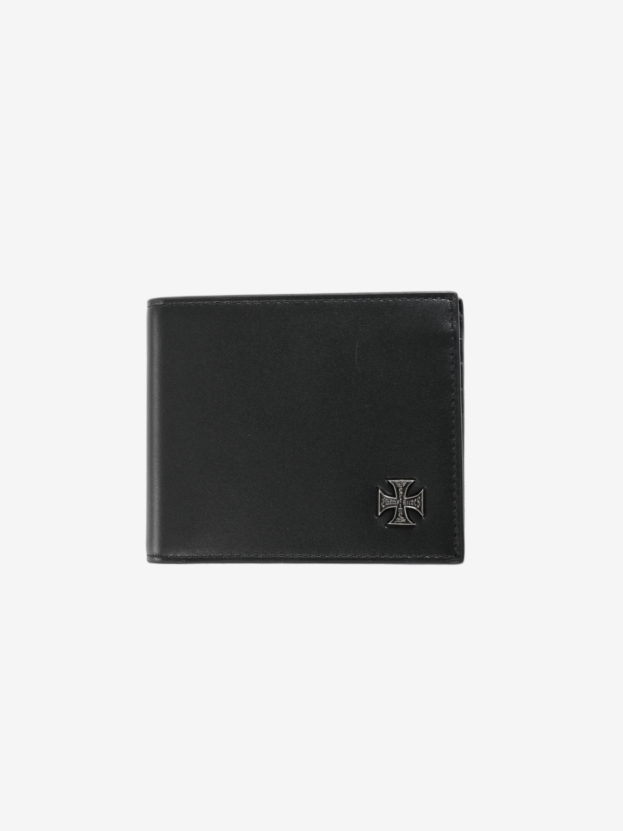 Black accessories, front view