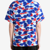 Blue t-shirt, full body view