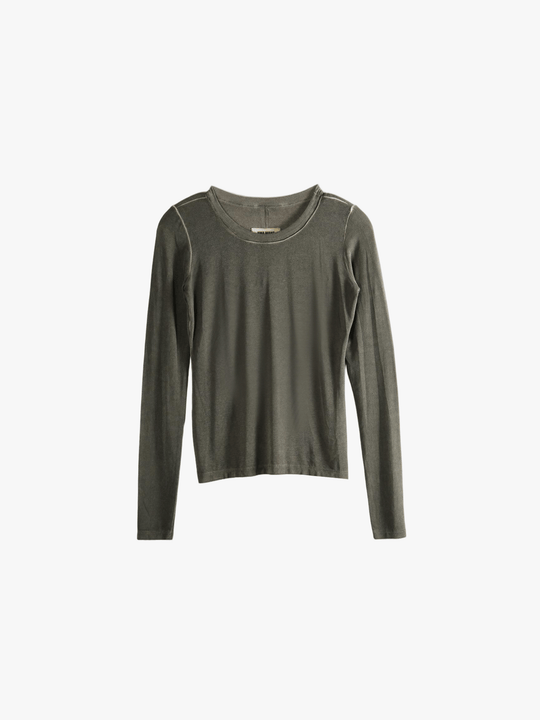 Grey tee, front view