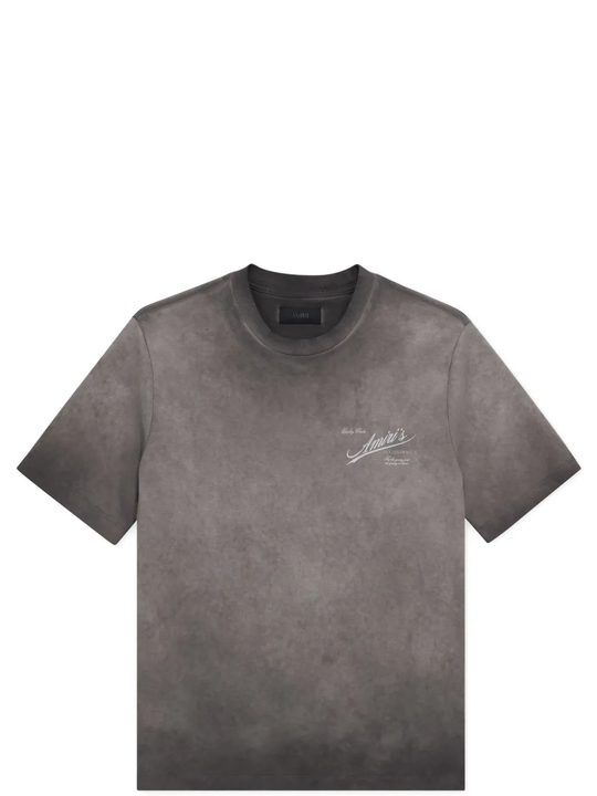 Grey t-shirt, front view
