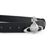 Black accessories, front view