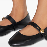 Black shoes, front view