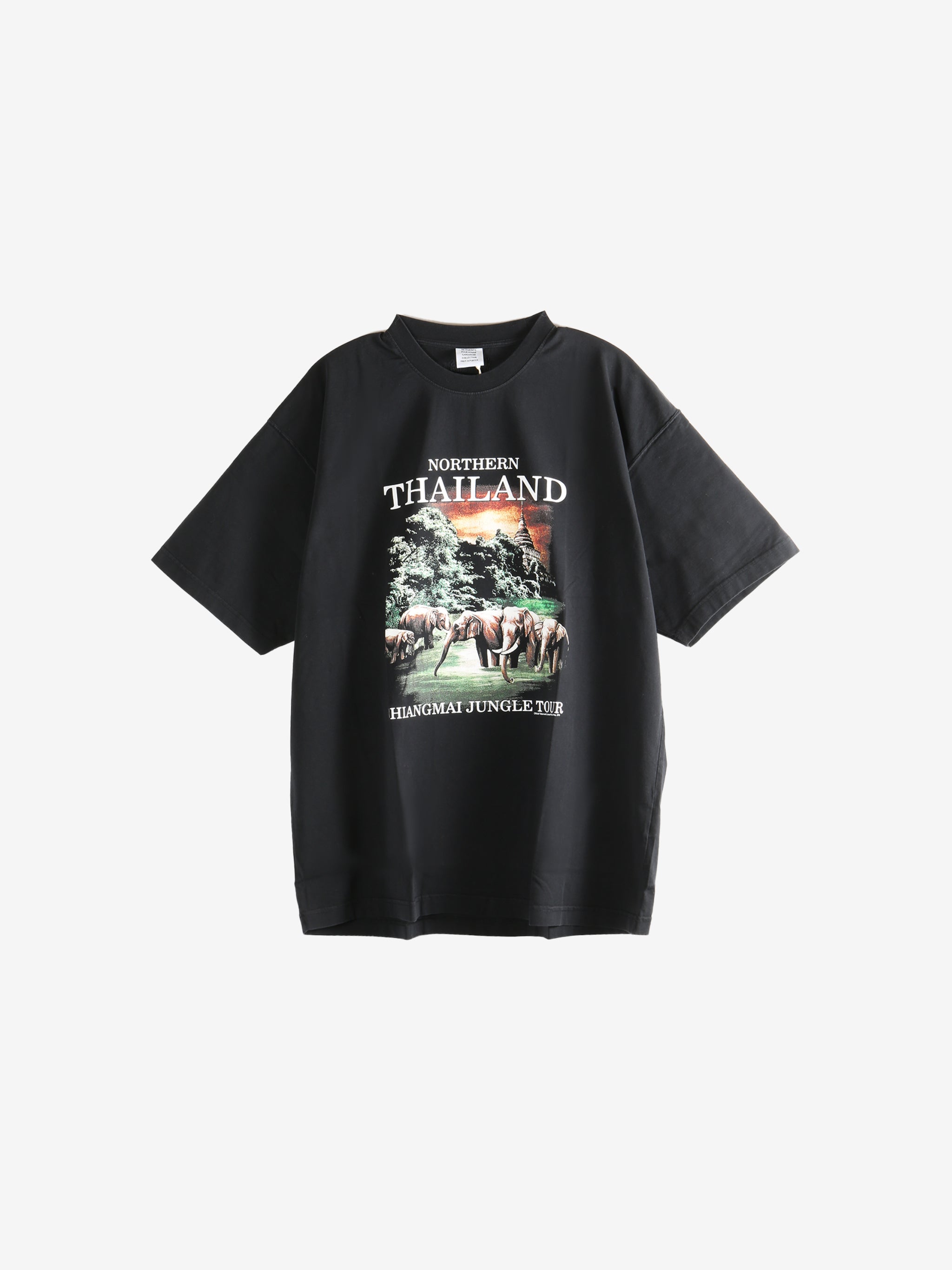 Black t-shirt,front view