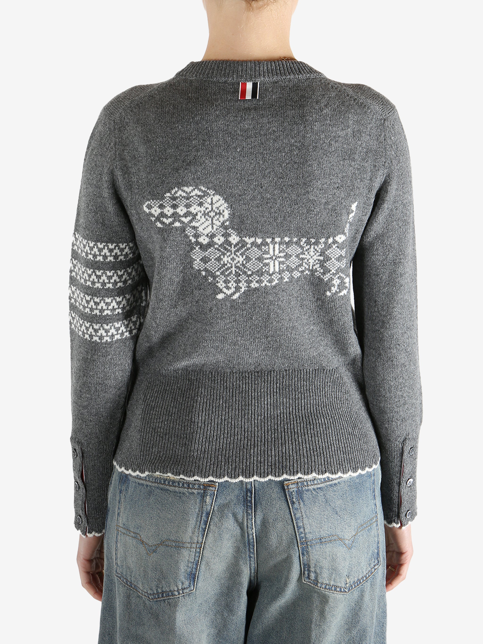 Grey sweats-hoodies worn by a person, showing the cashmere fit