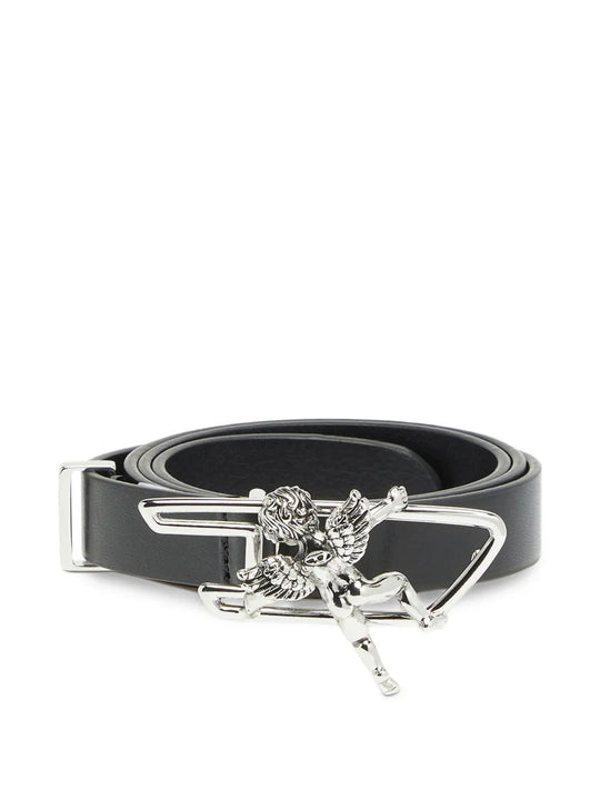 Black accessories, front view