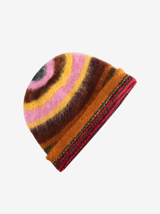 Brown hats, side view