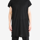 Black t-shirt, full body view