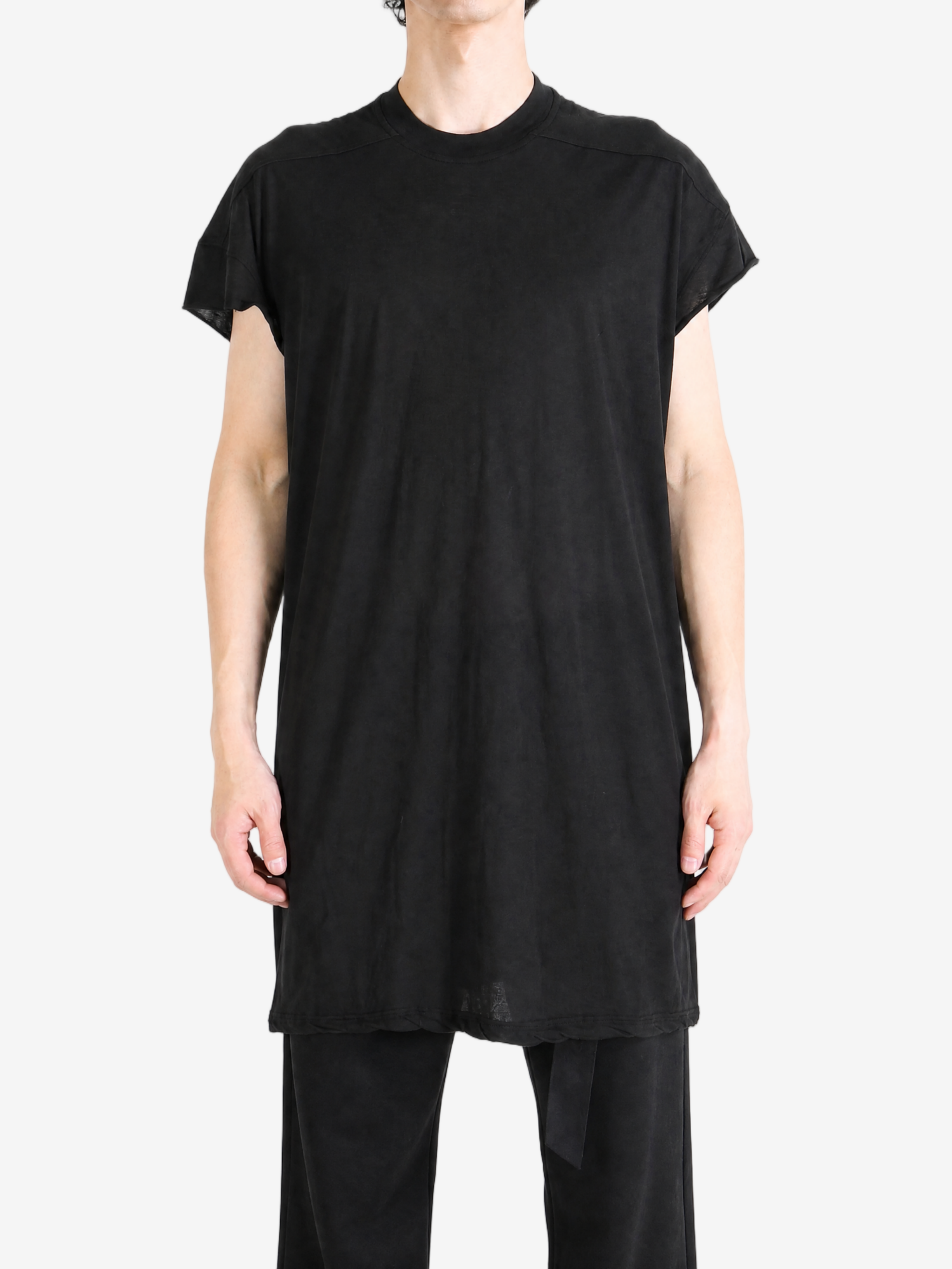 Black t-shirt, full body view