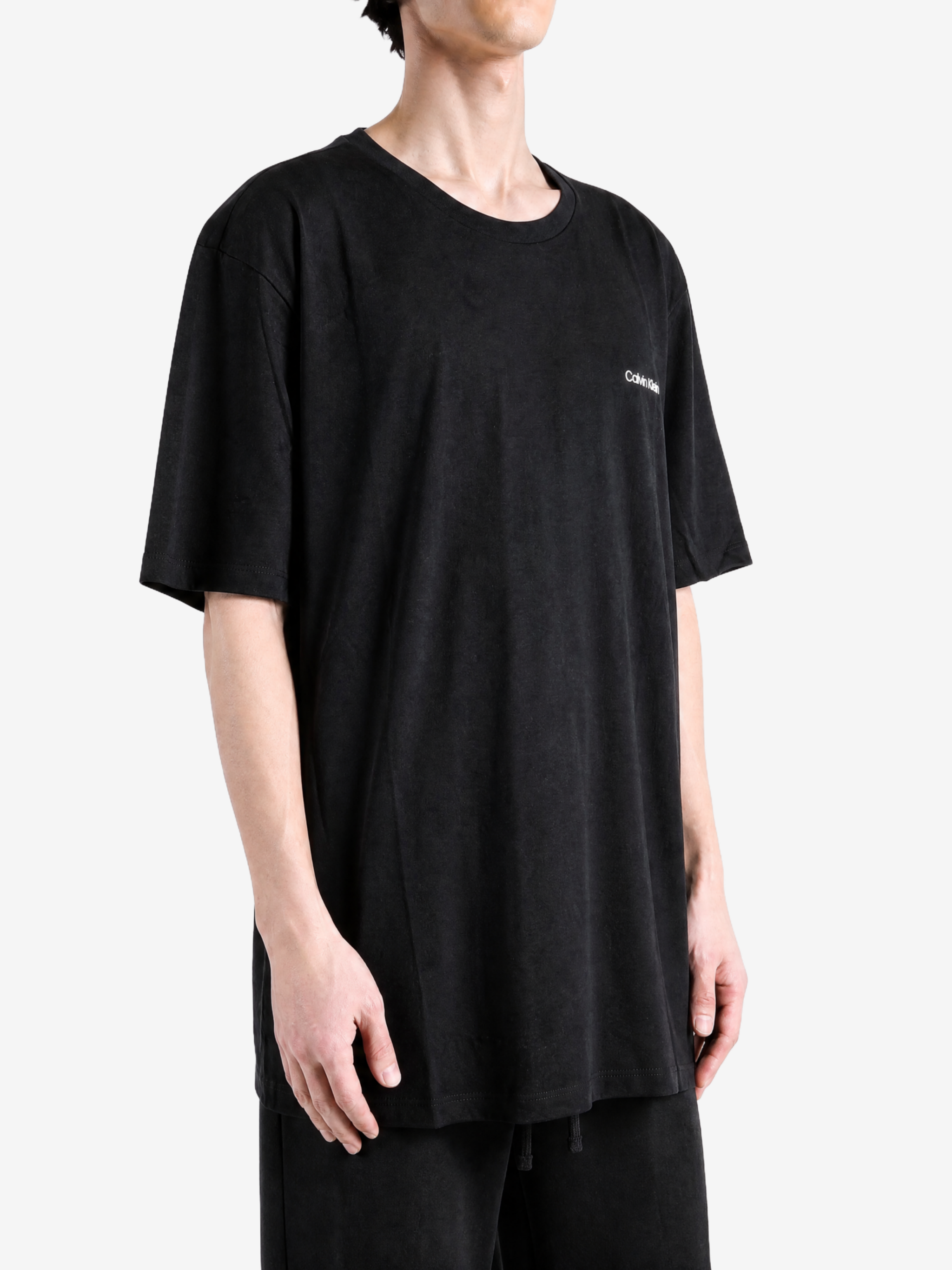 Black t-shirt, full body view