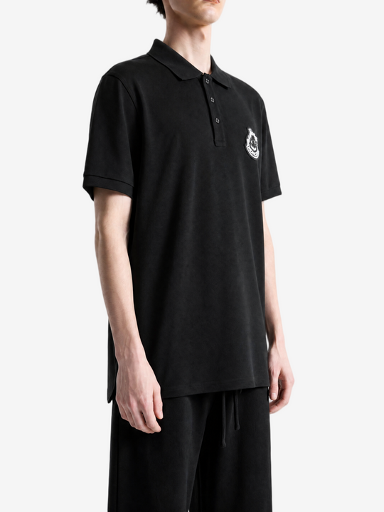 Black t-shirt, full body view