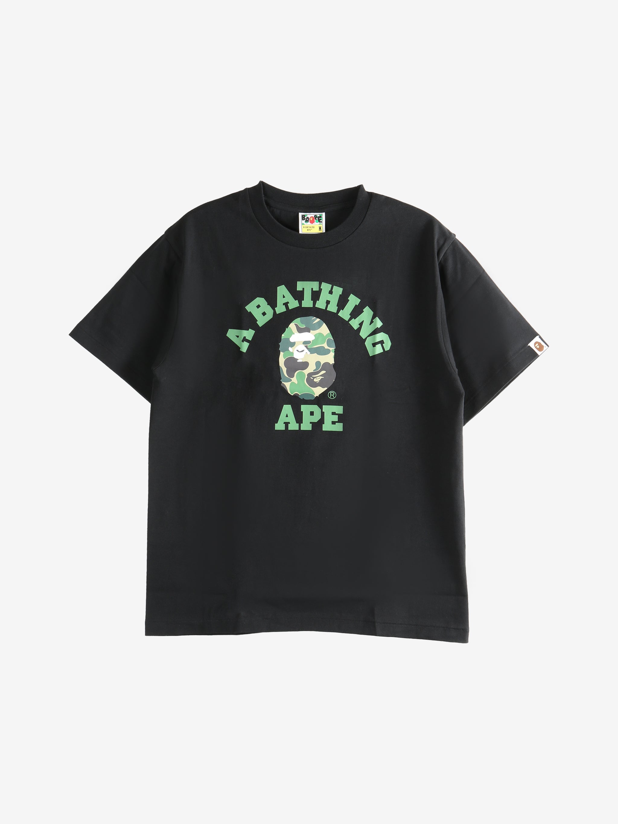 Black t-shirt,front view.