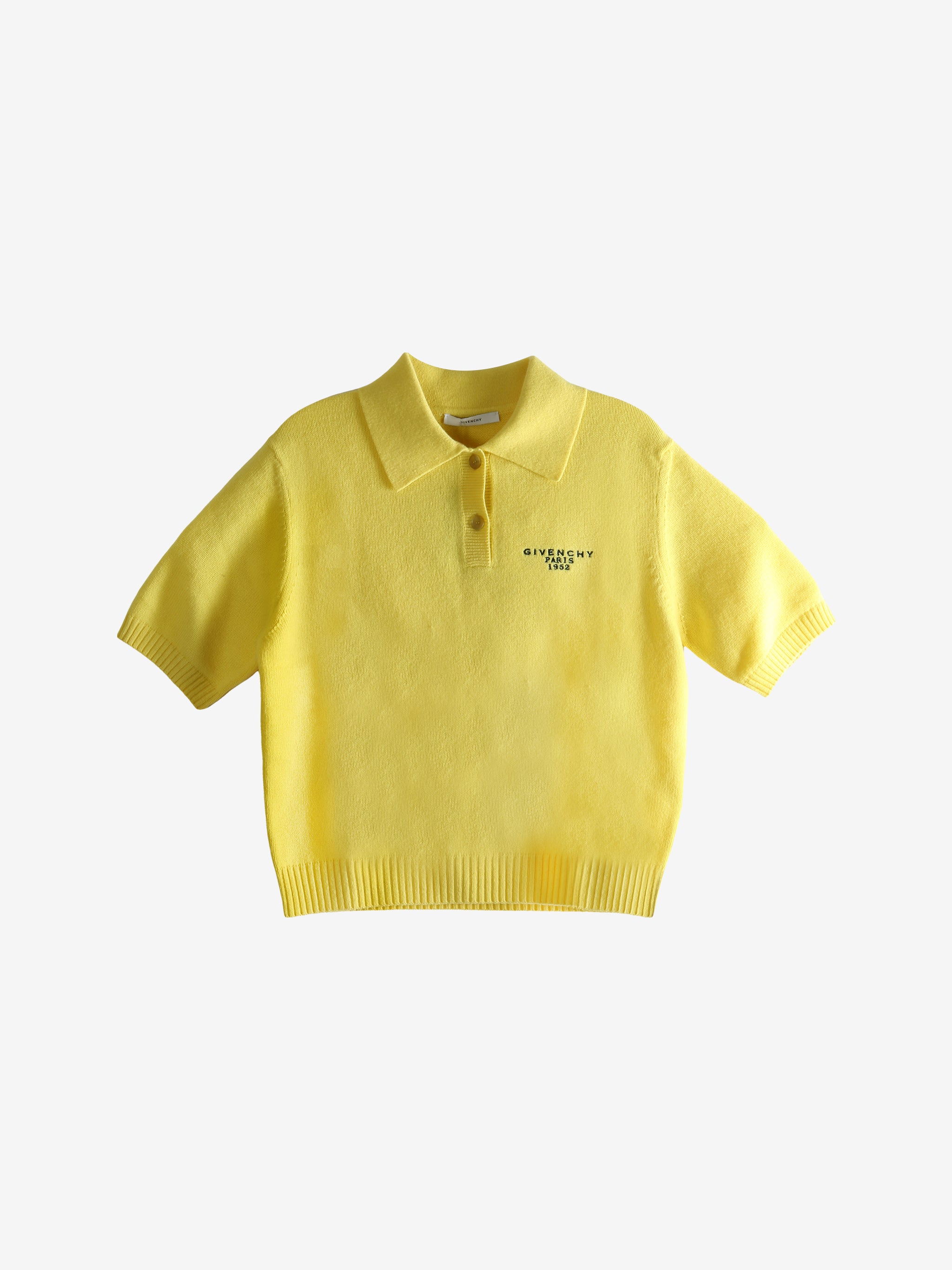 Yellow shirt, front view