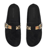 Black shoes, front view