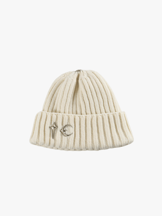 White hat, front view