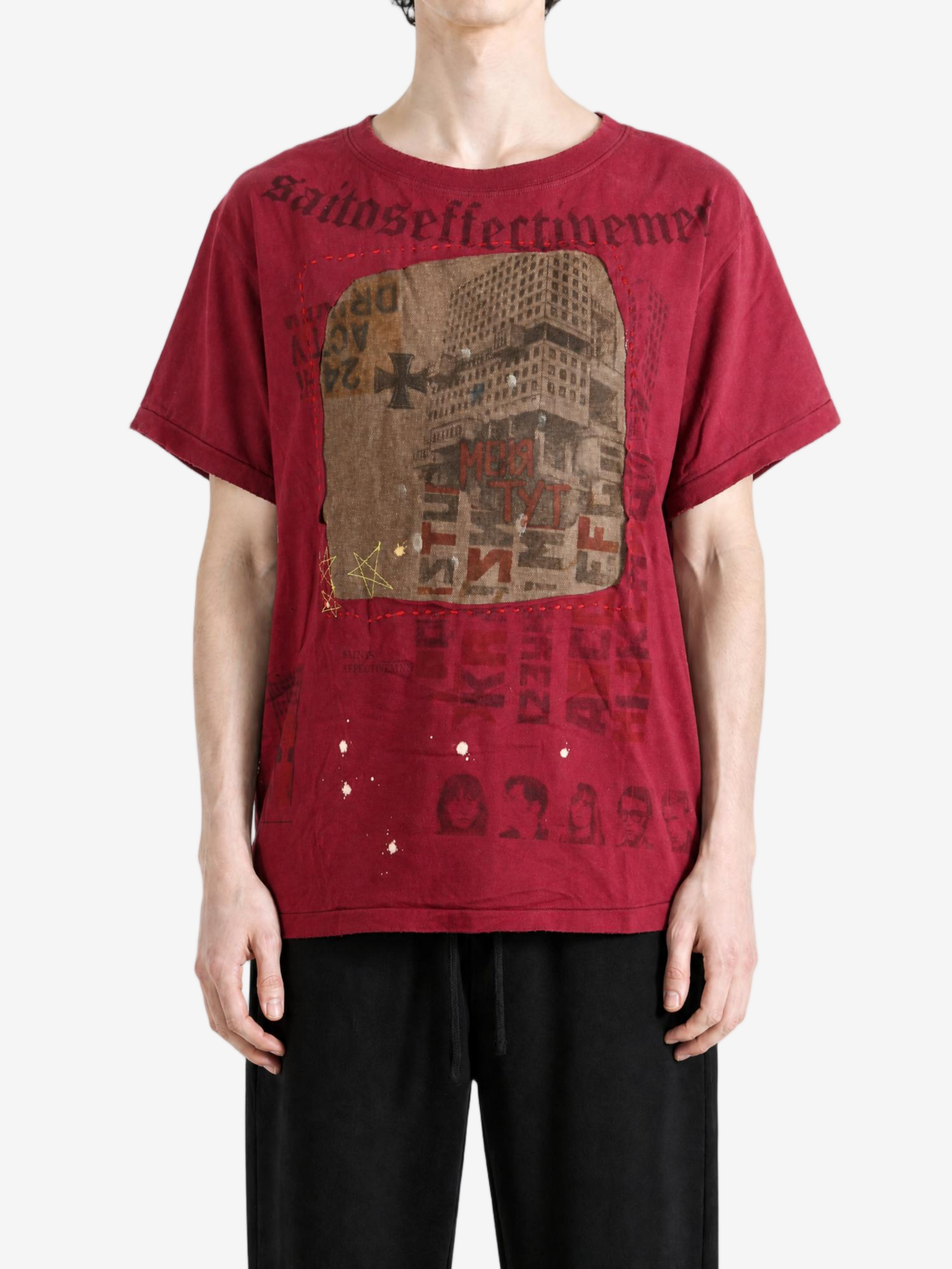 Burgundy t-shirt, full body view