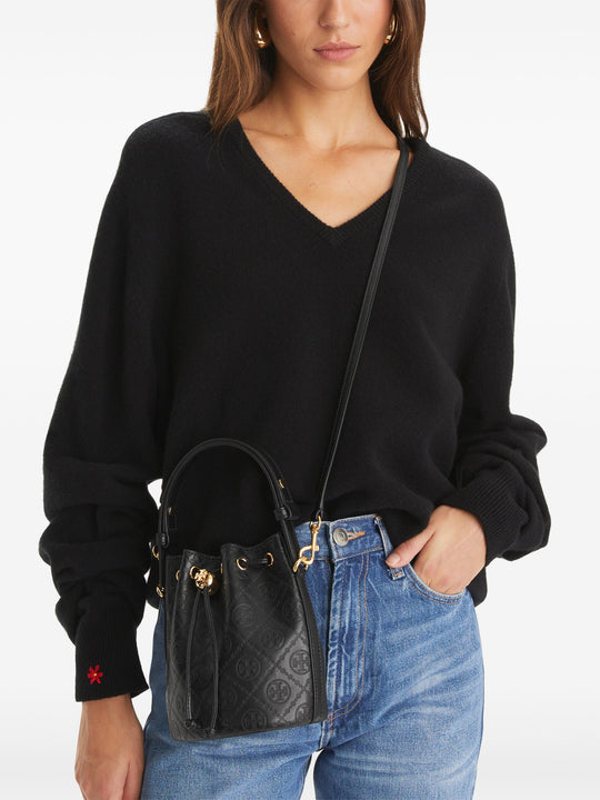 Black bag, full body view