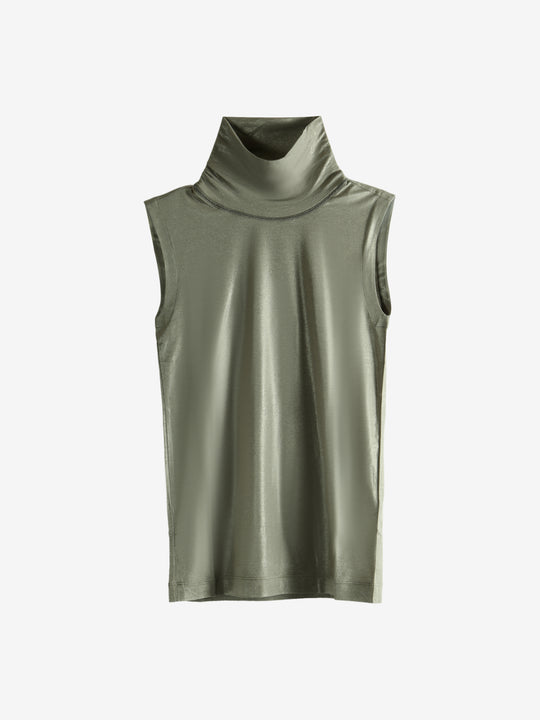 Grey tops,front view