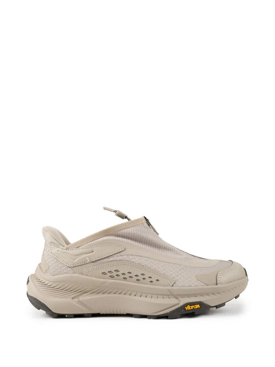 Tan shoes, front view
